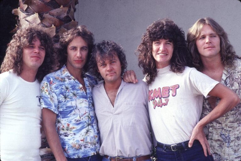 How many original members are still in REO Speedwagon?