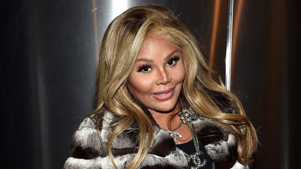 What happened to Lil Kim net worth?