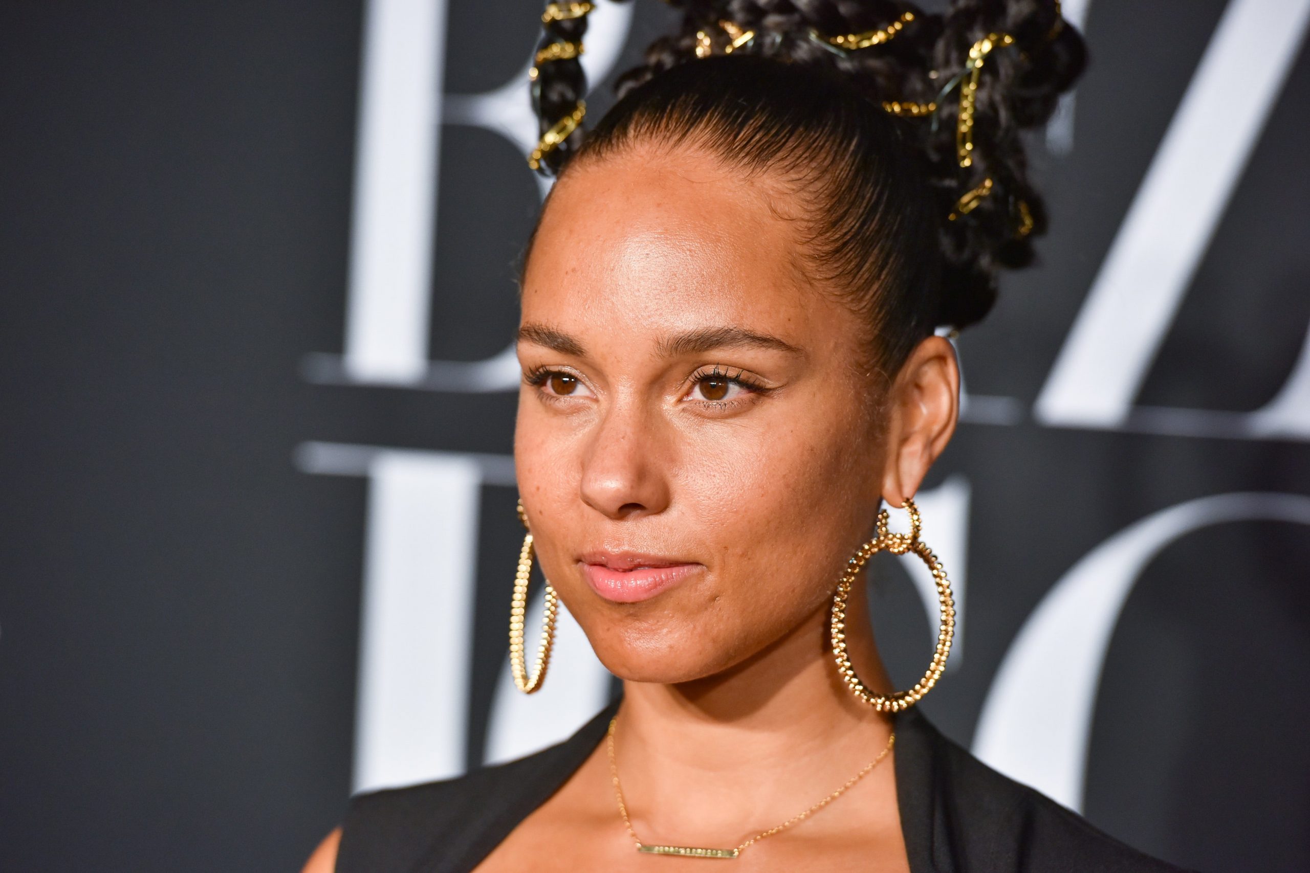 Where is Alicia Keys net worth?