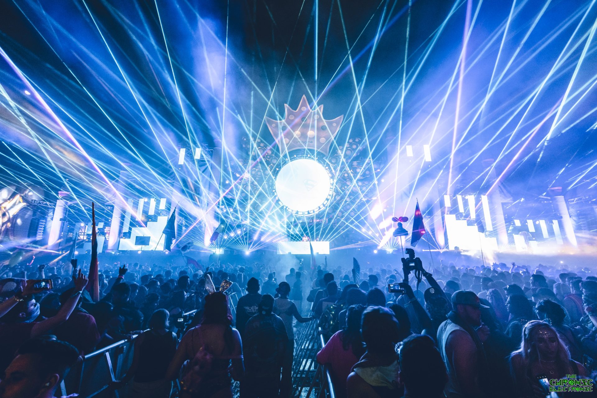 Who are the famous musicians of electronic music?