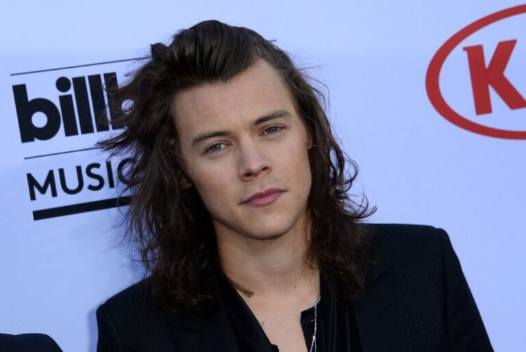 Who is Harry Styles management team? – Famuse : #1 Models, Actors