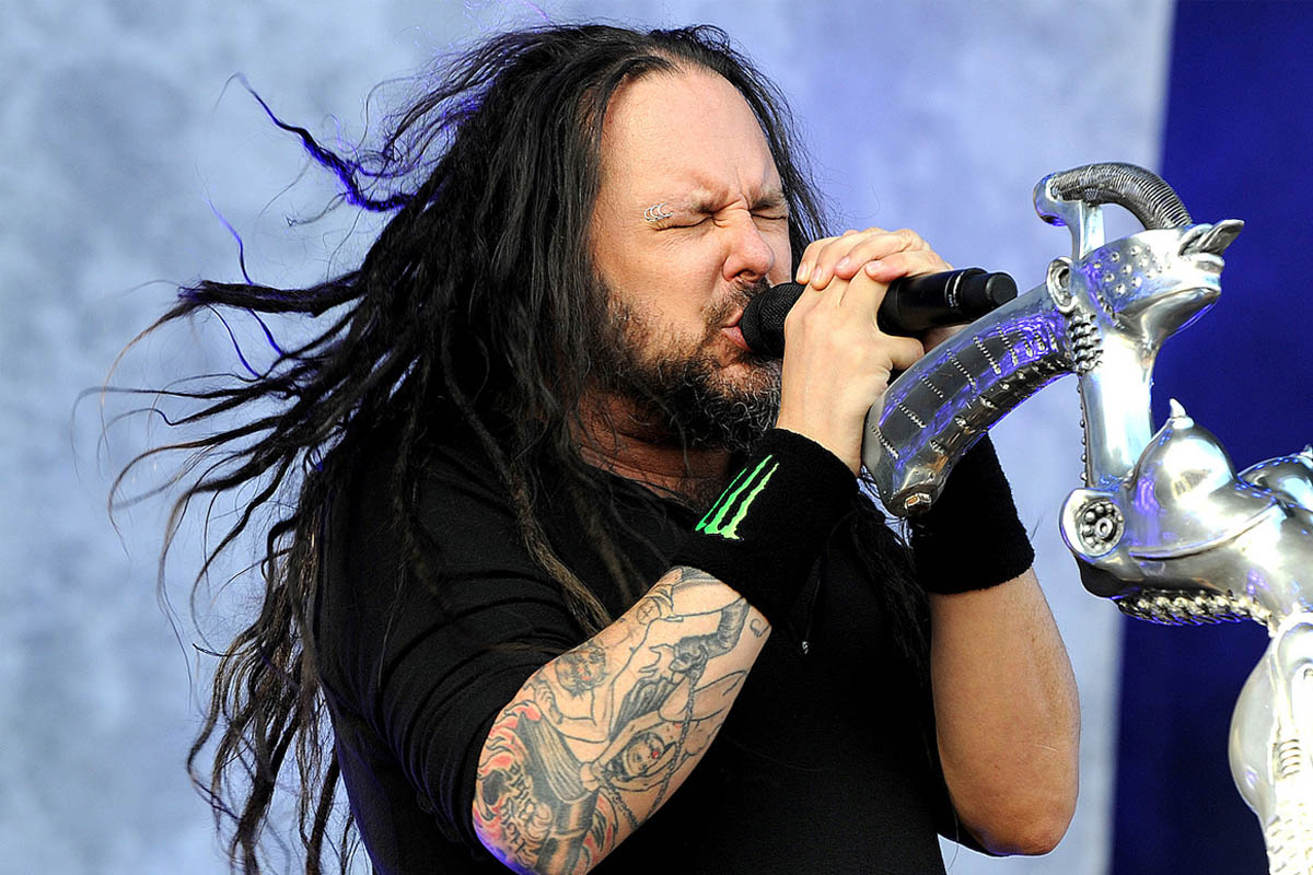 Who is the lead singer of Korn?
