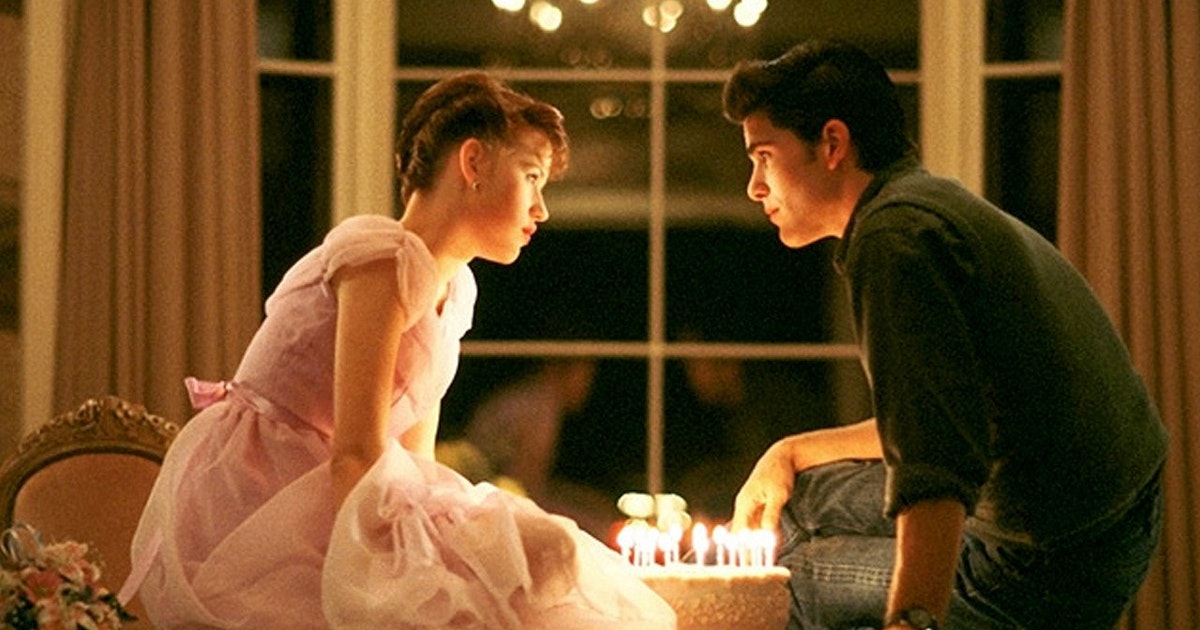 Who sang 16 candles in the movie?