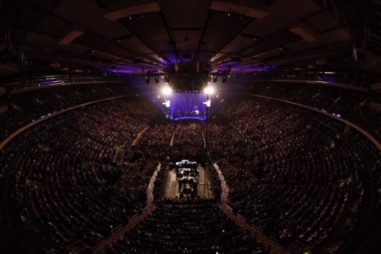 Madison+Square+Garden+Entertainment+Insider+Ups+retained+684%25+for+the+year