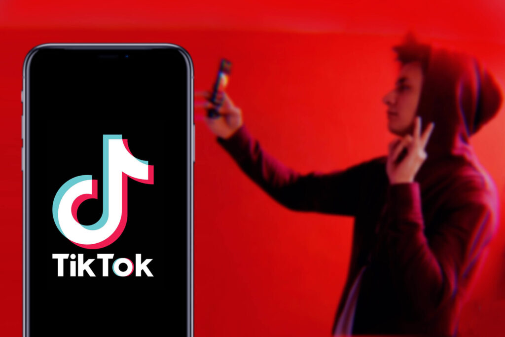 How do I watch TikTok anonymously?