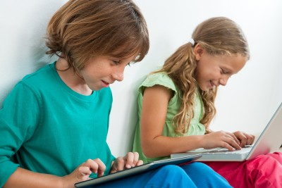 Why parents should not monitor their child's internet usage?