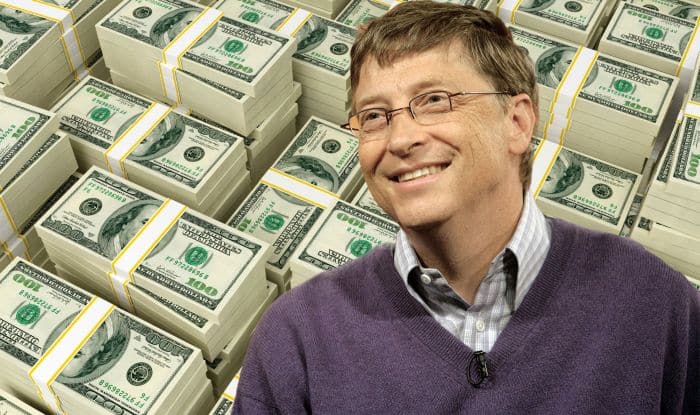 Who is No 1 richest person in the world?