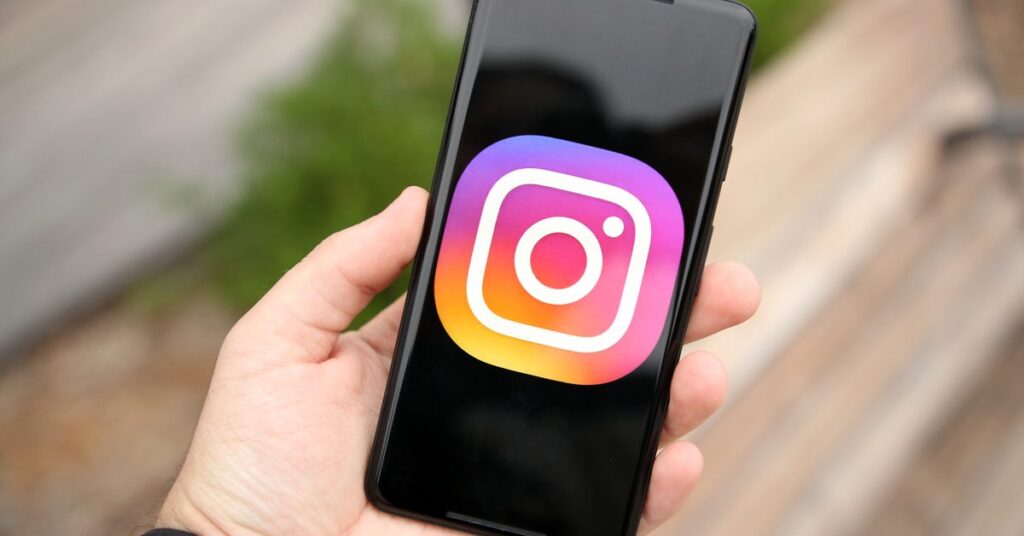 How do I update my Instagram app?